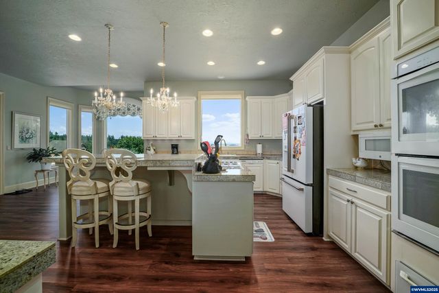 7947 Lavender Ln SE, Turner, OR 97392