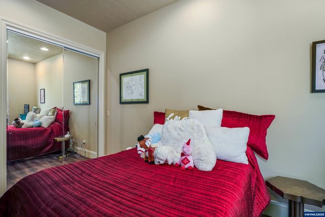 7947 Lavender Ln SE, Turner, OR 97392