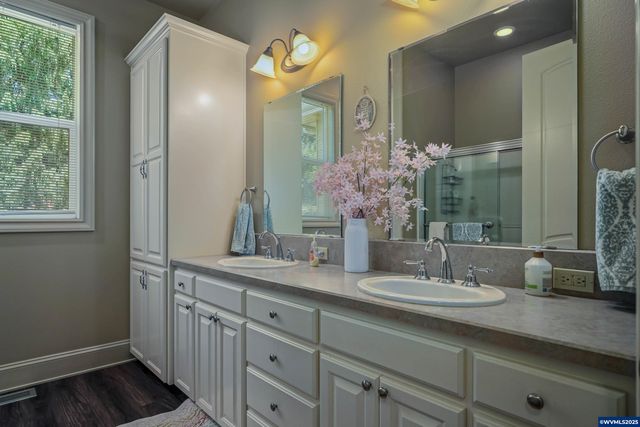 7947 Lavender Ln SE, Turner, OR 97392