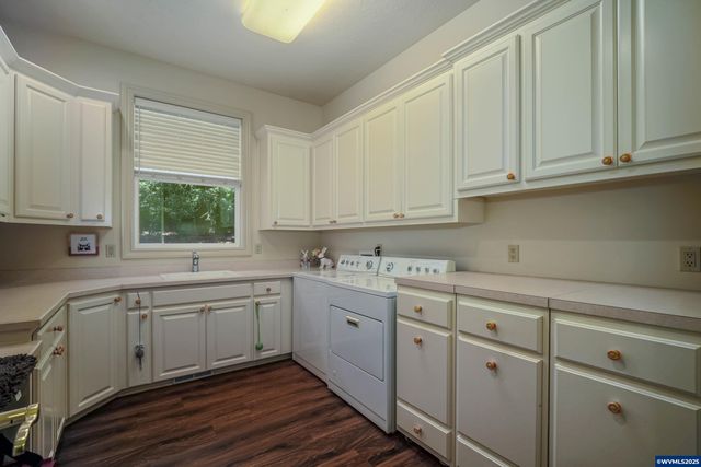 7947 Lavender Ln SE, Turner, OR 97392