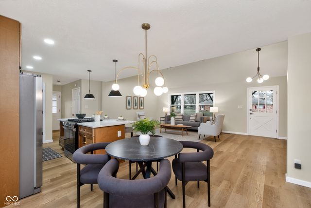 7158 Munsee Lane, Indianapolis, IN 46260