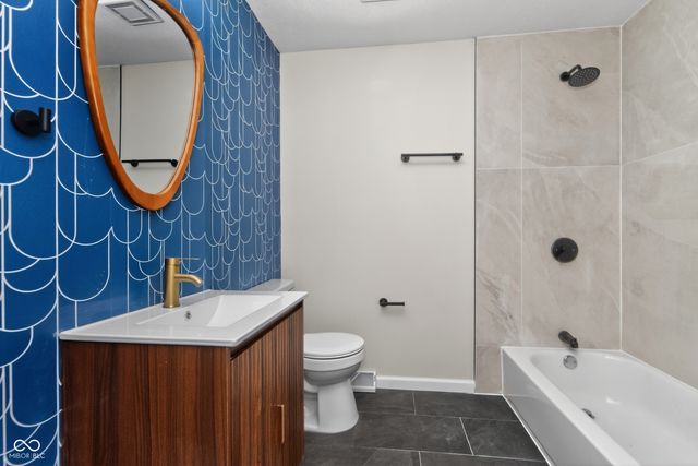 7158 Munsee Lane, Indianapolis, IN 46260