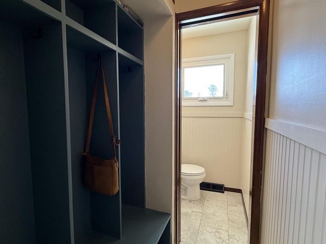 1121 Erie Drive, Janesville, WI 53545