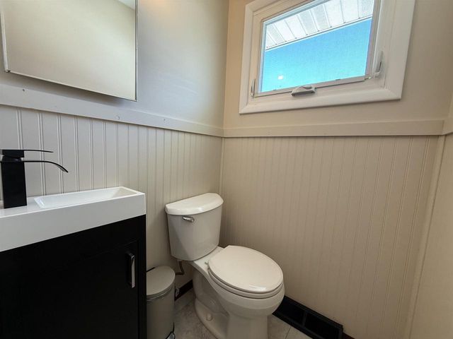 1121 Erie Drive, Janesville, WI 53545