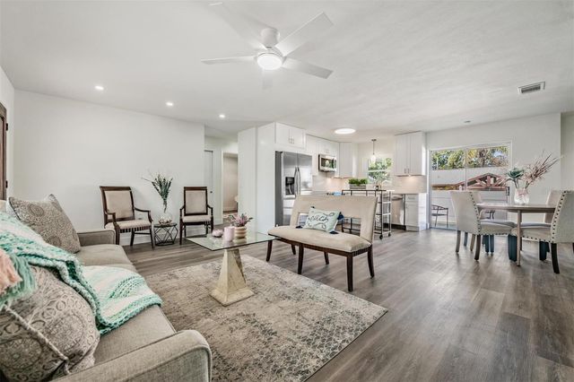 66 LAKE SHORE DRIVE, Palm Harbor, FL 34684