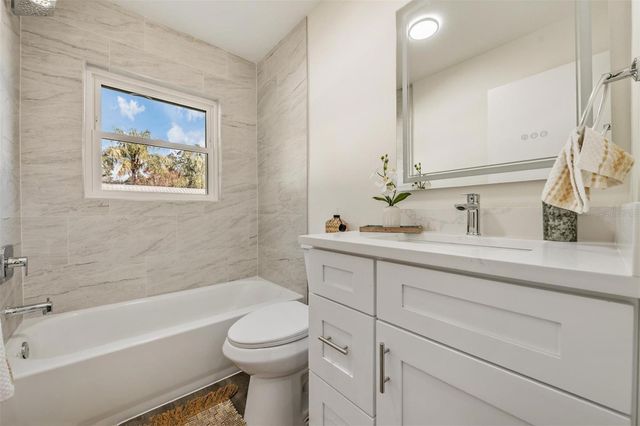 66 LAKE SHORE DRIVE, Palm Harbor, FL 34684