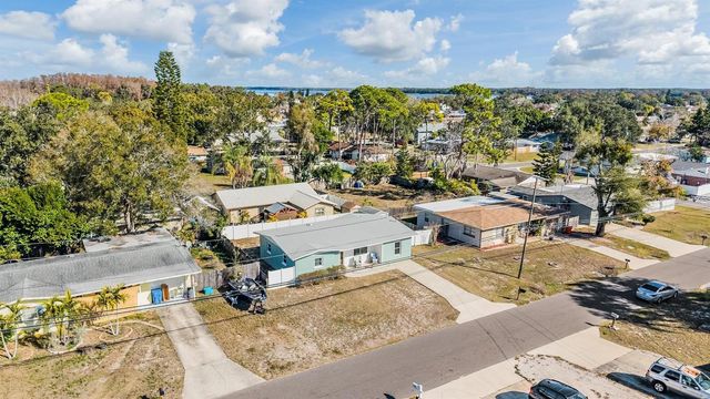 66 LAKE SHORE DRIVE, Palm Harbor, FL 34684