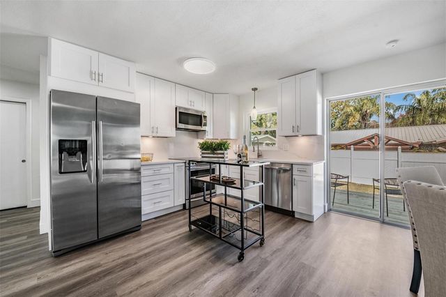 66 LAKE SHORE DRIVE, Palm Harbor, FL 34684