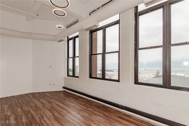 1133 W 9th Street 701, Cleveland, OH 44113