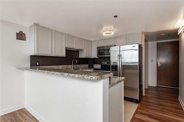 1133 W 9th Street 701, Cleveland, OH 44113