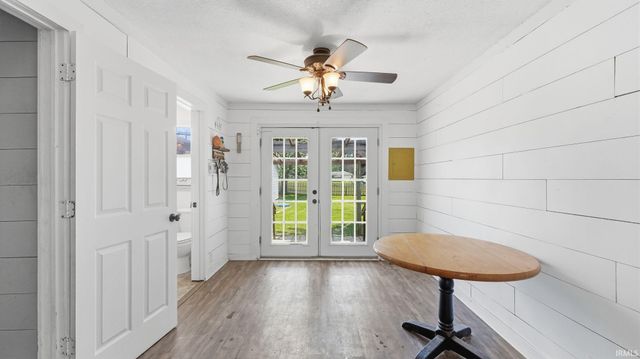 7124 St. Joe Road, Fort Wayne, IN 46835
