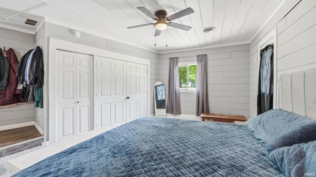 7124 St. Joe Road, Fort Wayne, IN 46835
