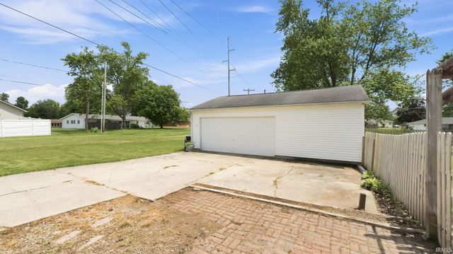 7124 St. Joe Road, Fort Wayne, IN 46835