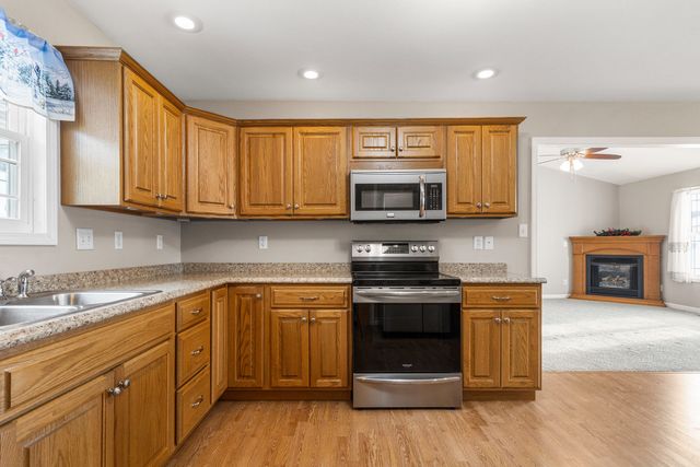 307 Zehr Lane, Fisher, IL 61843