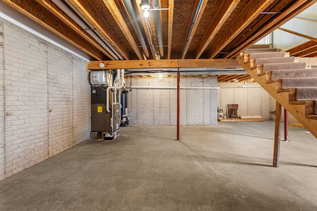 307 Zehr Lane, Fisher, IL 61843