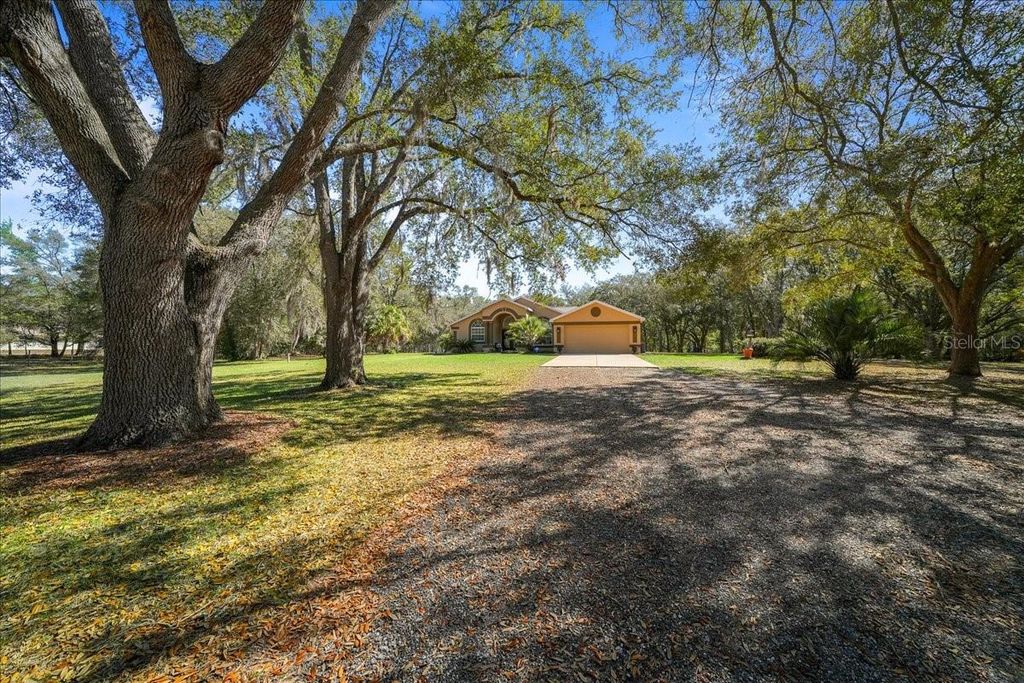 Image 2 of property listing at 8583 N TIBET TERRACE, Dunnellon, FL 34433