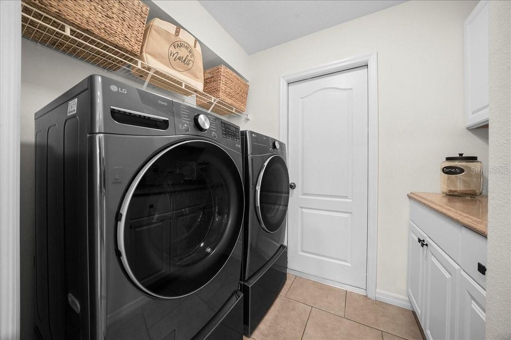 Image 33 of property listing at 8583 N TIBET TERRACE, Dunnellon, FL 34433