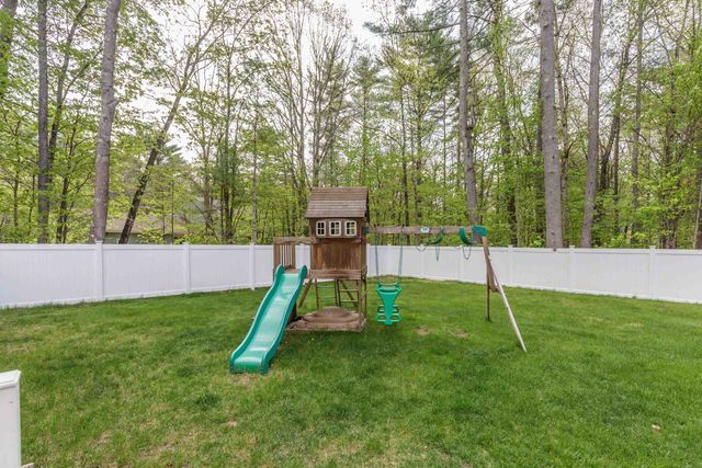 36 N Curtisville Road, Concord, NH 03301