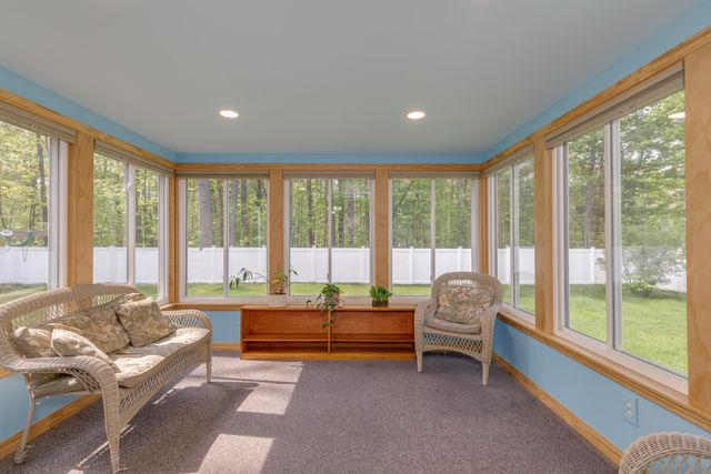 36 N Curtisville Road, Concord, NH 03301