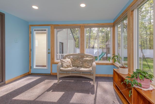 36 N Curtisville Road, Concord, NH 03301