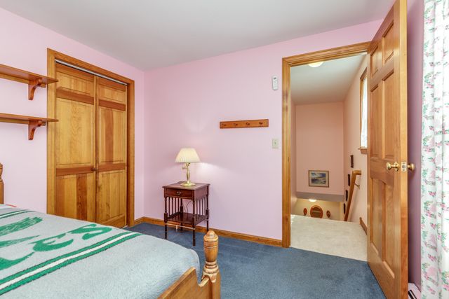 36 N Curtisville Road, Concord, NH 03301