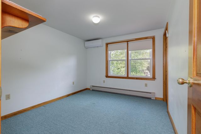 36 N Curtisville Road, Concord, NH 03301