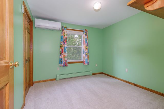 36 N Curtisville Road, Concord, NH 03301