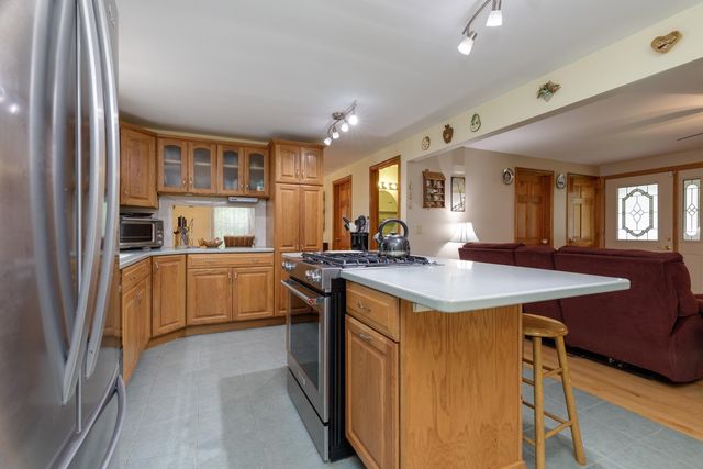 36 N Curtisville Road, Concord, NH 03301