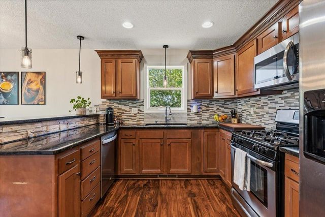 6585 Nathan Lane N, Maple Grove, MN 55369