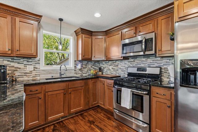 6585 Nathan Lane N, Maple Grove, MN 55369