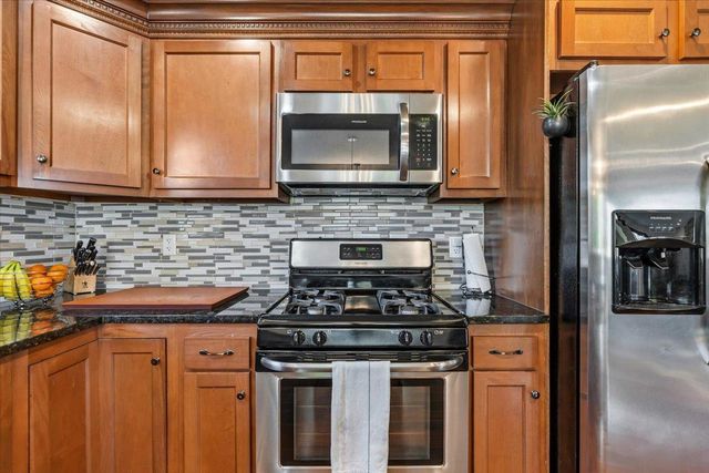 6585 Nathan Lane N, Maple Grove, MN 55369