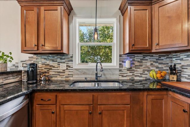 6585 Nathan Lane N, Maple Grove, MN 55369