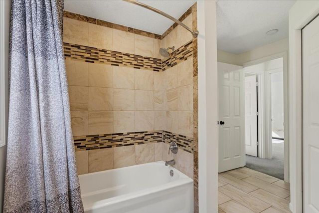 6585 Nathan Lane N, Maple Grove, MN 55369