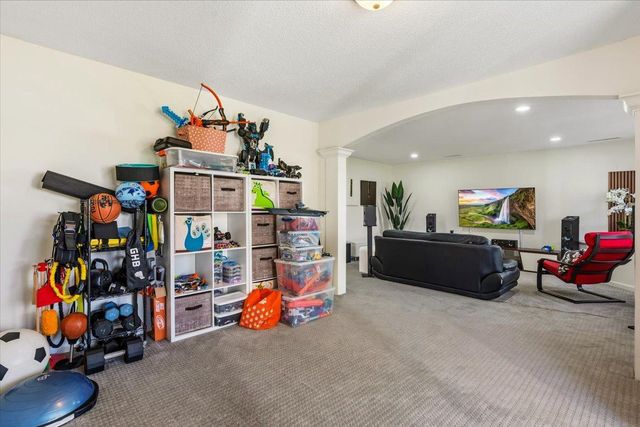 6585 Nathan Lane N, Maple Grove, MN 55369