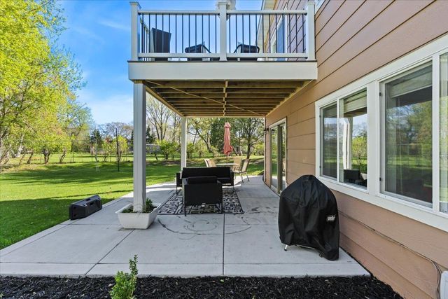 6585 Nathan Lane N, Maple Grove, MN 55369