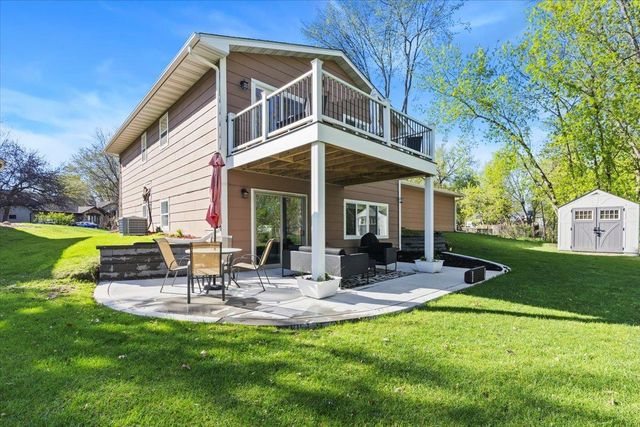 6585 Nathan Lane N, Maple Grove, MN 55369