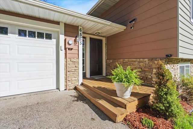 6585 Nathan Lane N, Maple Grove, MN 55369