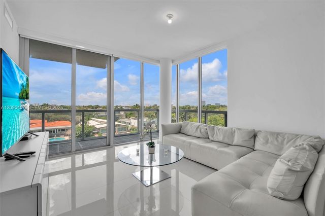 9940 W Bay Harbor Drive 5D-N, Bay Harbor Islands, FL 33154
