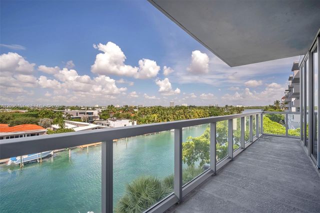 9940 W Bay Harbor Drive 5D-N, Bay Harbor Islands, FL 33154