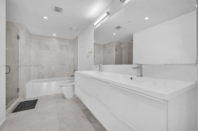 9940 W Bay Harbor Drive 5D-N, Bay Harbor Islands, FL 33154