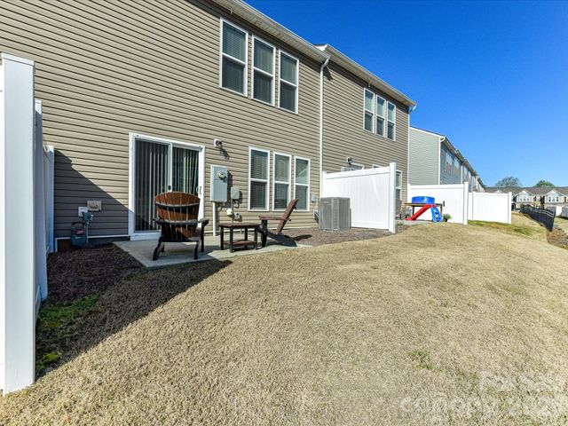 806 Canoe Song Road, Fort Mill, SC 29708