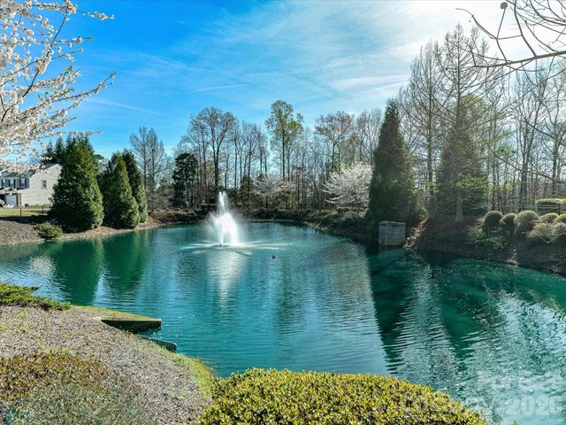 806 Canoe Song Road, Fort Mill, SC 29708