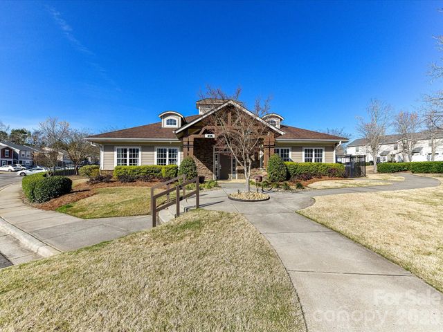 806 Canoe Song Road, Fort Mill, SC 29708