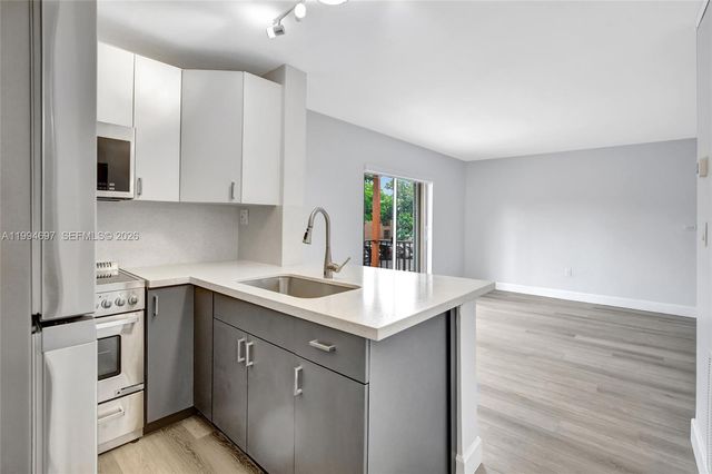 7241 Miami Lakes Dr D14, Miami Lakes, FL 33014