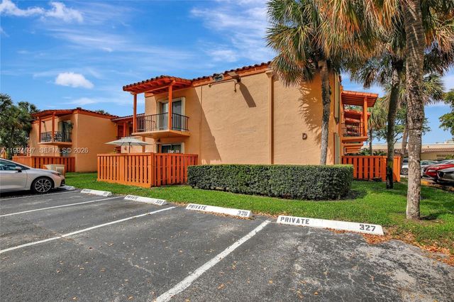 7241 Miami Lakes Dr D14, Miami Lakes, FL 33014