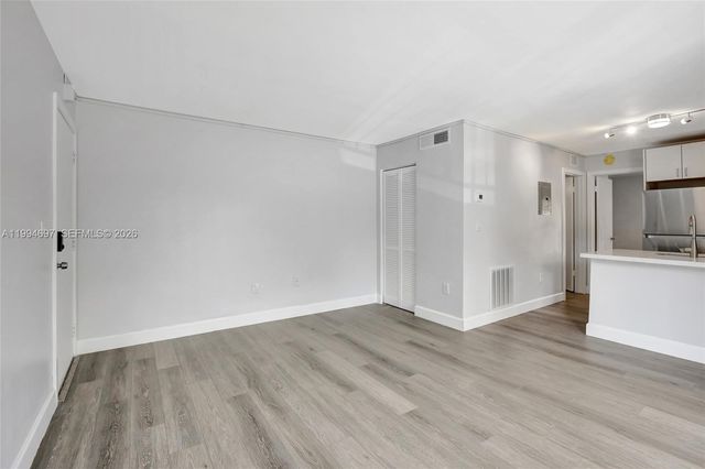 7241 Miami Lakes Dr D14, Miami Lakes, FL 33014