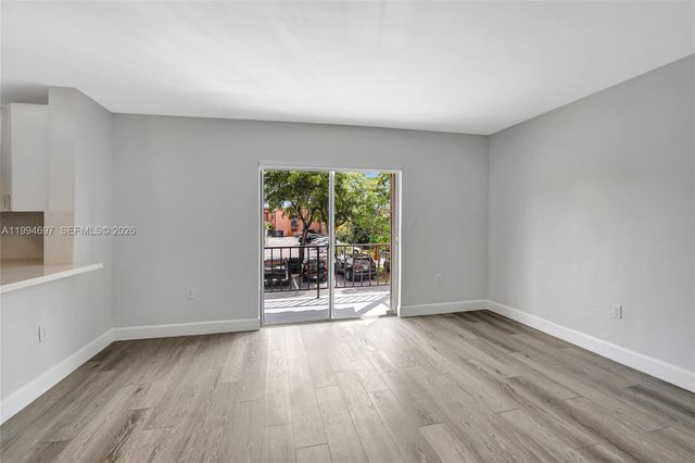 7241 Miami Lakes Dr D14, Miami Lakes, FL 33014