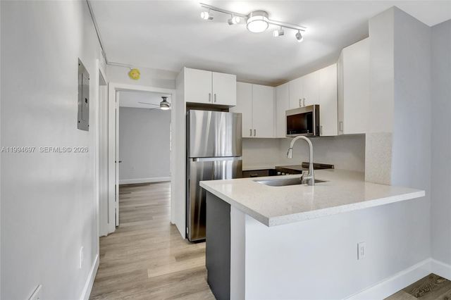 7241 Miami Lakes Dr D14, Miami Lakes, FL 33014