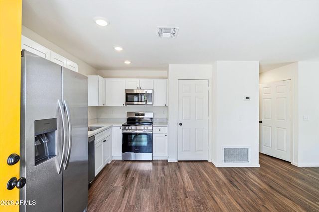 1106 E PAPAGO Street 1106A, Phoenix, AZ 85034