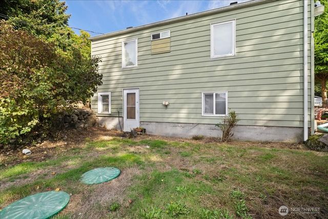 12005 5th Avenue S, Seattle, WA 98168